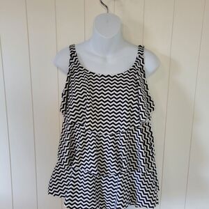 Septangle Tankini Top Size 16 XL Black White Ruffled Boho Beach Summer Swim